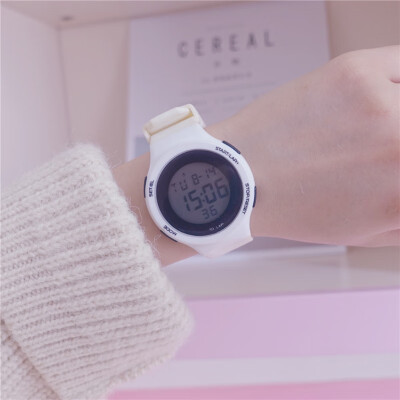 

Watch Female Ins Fengsen College Female Students Retro Male Chao Korean version ulzzang Waterproof Night Light Electronic Watch