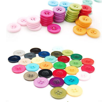 

100Pcs New Mixed Color Round 4-holes Plastic Buttons DIY Thirt Craft Sewing Craft