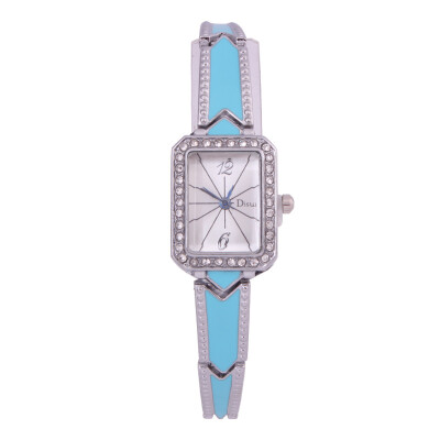 

Rectangular Diamond Womens Fashion Watch Student Personality Popular Quartz Watch