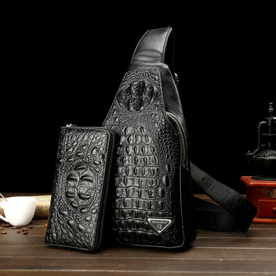 

2018 new wild mens chest bag crocodile head shoulder bag casual Messenger bag Korean version of the outdoor small backpack tide