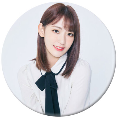 

Kpop IZONE Concert tin Plate Badge Brooch Cute Cartoon Brooch Bag Pendant Boys Girls Accessories hot Gift for Fans