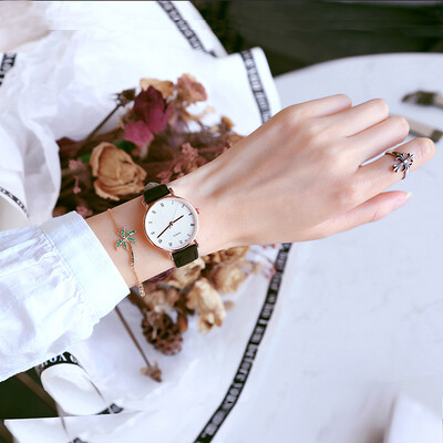 

Lightweight&luxurious French mini-watches tremolo fashion concise temperament womens watches studentsinswind