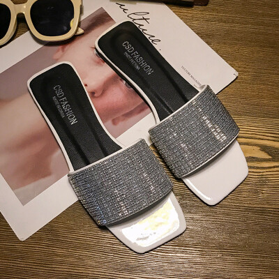 

Slippers women wear retro flat-soled fashion sequins Korean version of summer ins drag