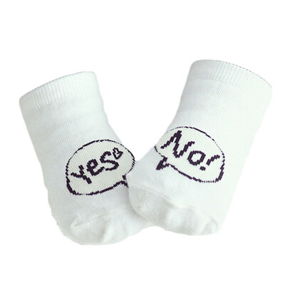 

asymmetric English letters baby childrens stockings non-slip socks