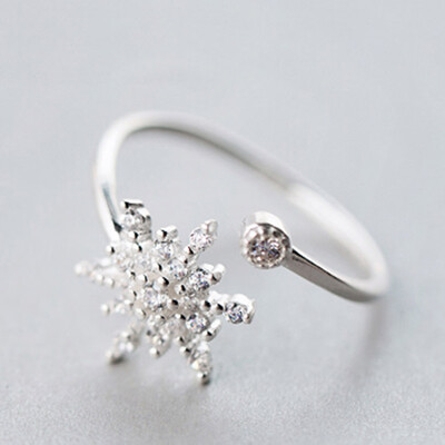 

New Fashion Silver Color Snowflake Ring With White Color Romantic Floral Finger Rings Fine Jewelry Encircle Open