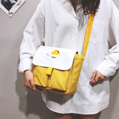 

Canvas bag female 2019 new one-shoulder ins super fire Sen students Korean version of Harajuku Messenger bag wild bag bag