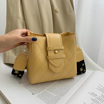 

Summer bag handbags new 2019 Korean version ins super fire wild shoulder slung fashion wide shoulder strap bucket bag