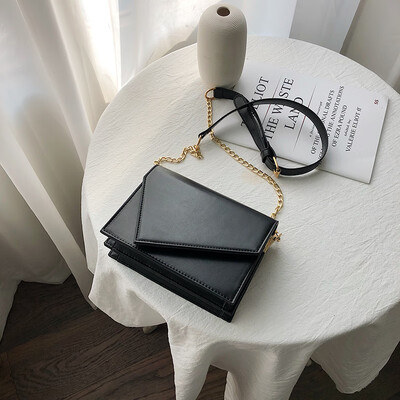 

Summer new texture bag female 2019 new Korean version of the wild single shoulder slung fashion chain solid color small square bag