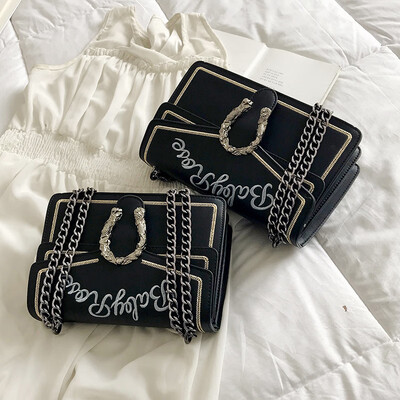 

Qiao Bani 2019 new European&American style fashion trend embroidered line letters Bacchus bag shoulder diagonal trend female bag