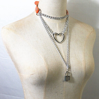 

Gothic Lock Chain Necklace Multilayer Punk Choker Collar Goth Pendant Necklace Women Black Leather Jewelry 2019