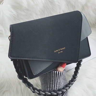 

Small bag women 2019 new womens bag tide Korean Messenger bag Hong Kong style simple contrast retro shoulder bag