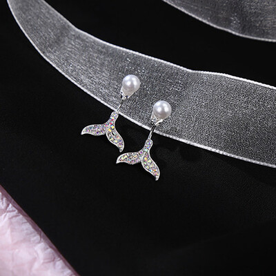 

1 Pair Zircon Diamond Fish tail Pearl Earrings Asymmetric Wedding Earrings