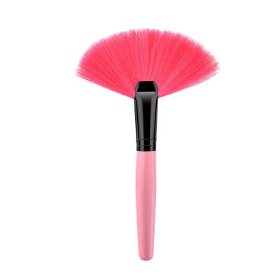 

Fan-shaped Blush Powder Makeup Brush Soft Hair Wood Handle Pro Beauty Tool