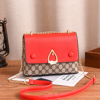 

New wave Korean version of shoulder Messenger bag fashion simple Joker girl chain bag ladies