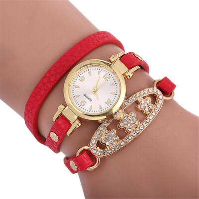

2018 Bling Diamond Bracelet Dress Wrist Watch Simple luxury Temperament Womens Watch Business Precise Gift Fashionable clock D