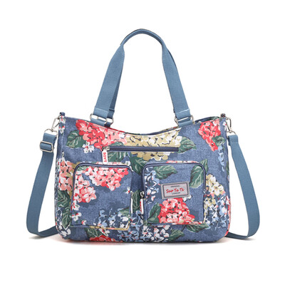 

High-capacity large waterproof nylon bag printing Joker canvas bag womens shoulder Messenger bag fashion