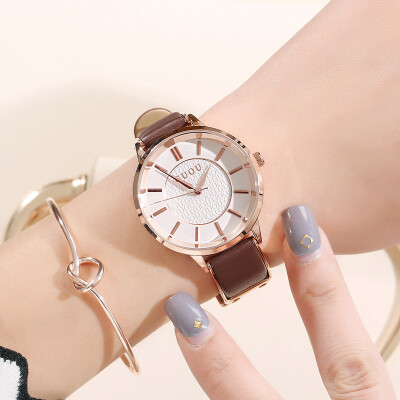 

Simple shading dial dial temperament goddess waterproof belt watch