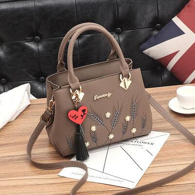 

2019 summer new fashion trend handbag PU leather fashion handbags Europe&the United States big bag shoulder bag