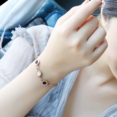 

Simple rose gold-plated personality popular European&American fashion black agate jewelry