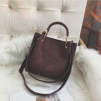 

Ins super fire small bag female 2019 new wave Korean version of the wild slung shoulder portable fashion frosted bucket bag