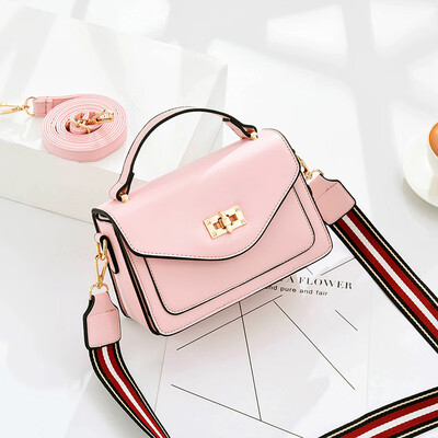 

In summer new womens handbags are in vogue Korean version of Joker single shoulder messenger bag is fashionable&small squar