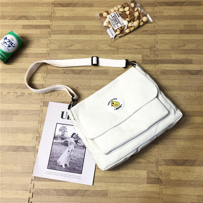 

New canvas bag female student simple slung shoulder bag small square bag Korean version of Harajuku small bag tide