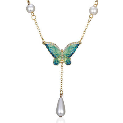 

Fashion butterfly Pendant Necklaces Tear drop pearl necklace for women men gold link chain Jewelry Accessories