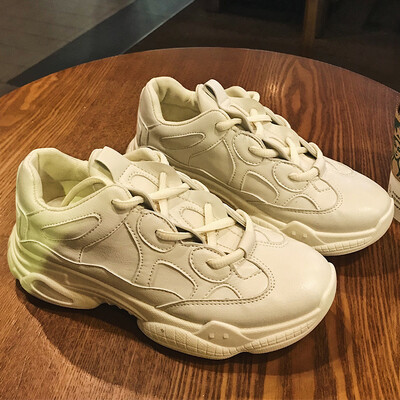

Small white shoes women spring ins sneakers women Korean version of wild super fire wisdom smoked Torre shoes tide