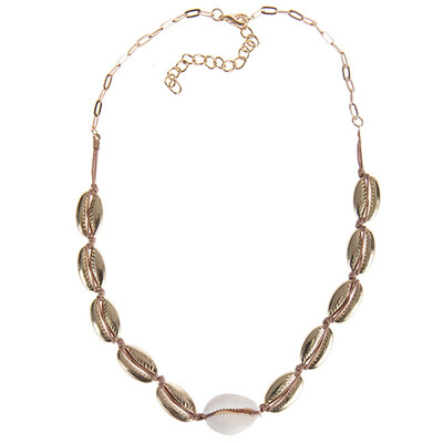 

Boho Natural Cowrie Shell Necklace For Women Metal Simple Bohemian Seashell Necklace Statement Choker Jewelry