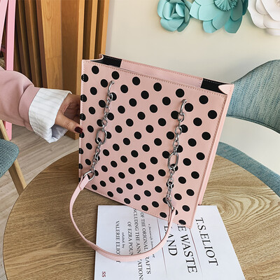 

Summer small bag female 2019 new fashion wave point bag female shoulder bag ins super fire Korean version of the chain Messenger bag