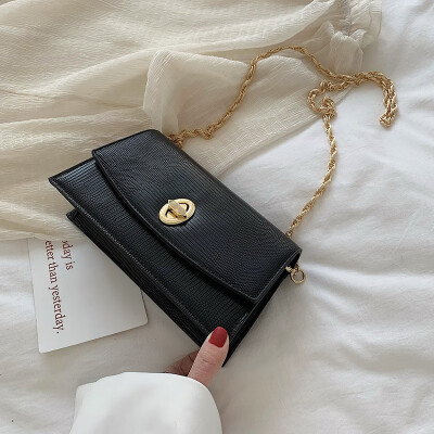 

French small bag Messenger versatile handbag 2019 new fashion sense texture shoulder bag small temperament small square bag