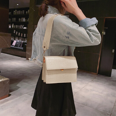 

Tailored Womens Retro Embossed Small SquareBag Wide Shoulder Strap Shoulder Messenger Bag