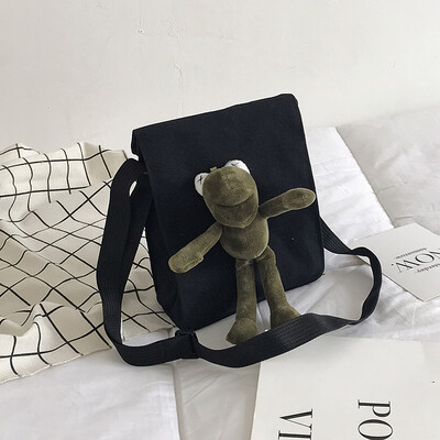 

2019 new casual simple wild shoulder bag cartoon cute little frog canvas bag fashion cute messenger Messenger bag