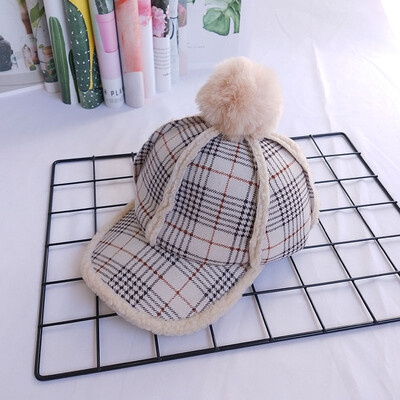 

Childrens winter Korean lamb feather cap baby warm thickened fur ball cap boys&girls Joker baseball cap