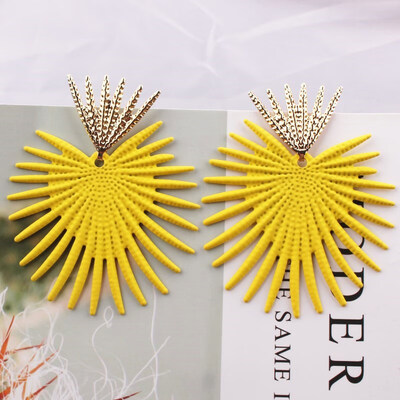 

EK875 Exaggerated Metal Hanging Earring for Women European Fashion Hedgehog Shape Earrings Wedding Party Jewelry Boho Beach Gift