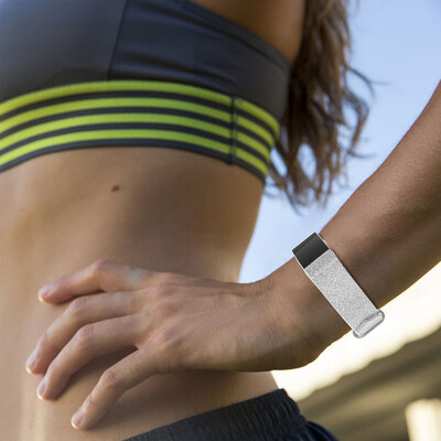 

〖Follure〗Shiny Leather Wristband With Metal Connectors For Fitbit Charge 2