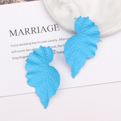 

E1016 New Fashion Painted Metal Big Leaf Earrings Statement Flower Stud Earrings For Women Wholesale Jewelry Pendientes Mujer