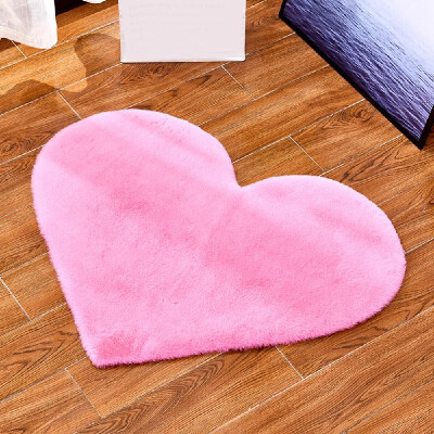 

Ultra Soft Heart-shaped Decorative Rug Faux Artificial Rabbit Hair Carpet Rugs Non-slip Floor Mats for Living Room Bedroom Home De