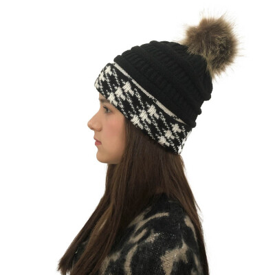 

Tailored Women Stitching Outdoor Faux Fur Ball Hats Crochet Knit Holey Beanie Cap