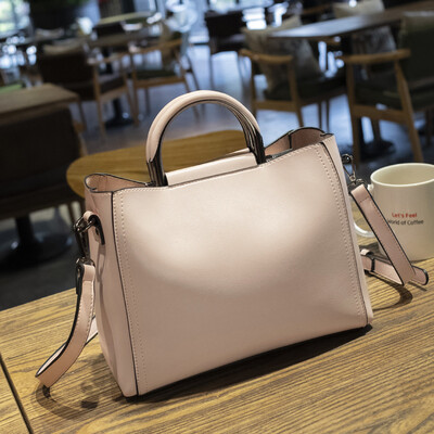 

2019 new fashion tote female bag big bag shoulder diagonal package commuter bag simple large capacity ladies handbag