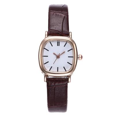 

New rose gold square shell simple men&women on the table couple creation