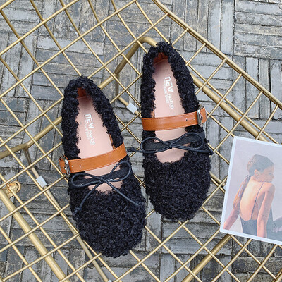 

Women wearing wool single shoes wearing autumn Korean version bow-knot flat-soled beans shoes ins tide