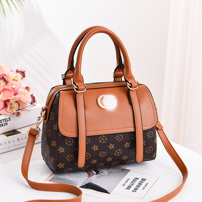 

Bag female 2019 new fresh fashion tide shoulder bag European&American simple wild handbag