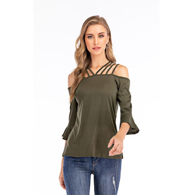 

The new elegant hollowed-out t-shirt with a five-point sleeve