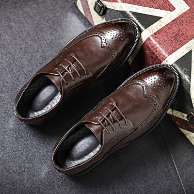 

Spring new England wild pointed casual shoes business carved mens shoes tide model 830-D