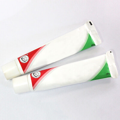 

Fishing Bait Viscose Bait Carp Glue Gluey Fishing Lure Tool Strong Sticky Bait Glue Paste-like adhesive sticks Glue