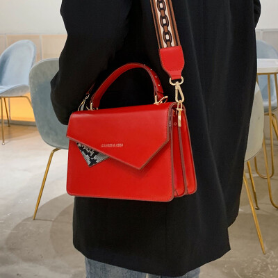 

New bag female 2019 popular new Korean version of the wild hit color foreign fashion chain slung French small crowd package