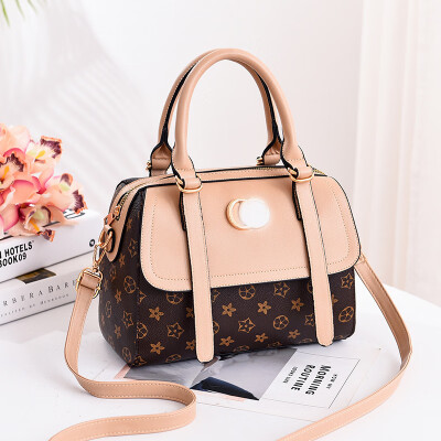 

Bag female 2019 new fresh fashion tide shoulder bag European&American simple wild handbag