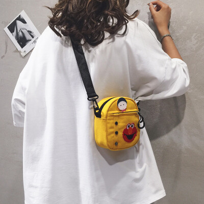 

Mini bag female 2019 new wave Korean version of Harajuku student shoulder Messenger bag cartoon Sesame Street canvas bag