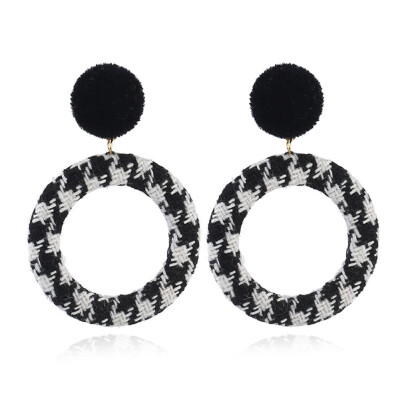 

Vintage Double Circle Drop Earrings For Women Elegant Plaid Lattice Design Statement Cute Earring Fashion Accessories